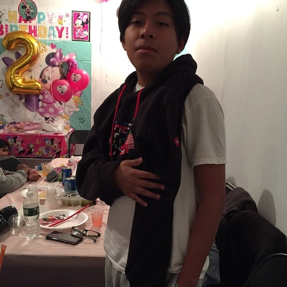 Meet your Posher, David - Picture 1 of 1